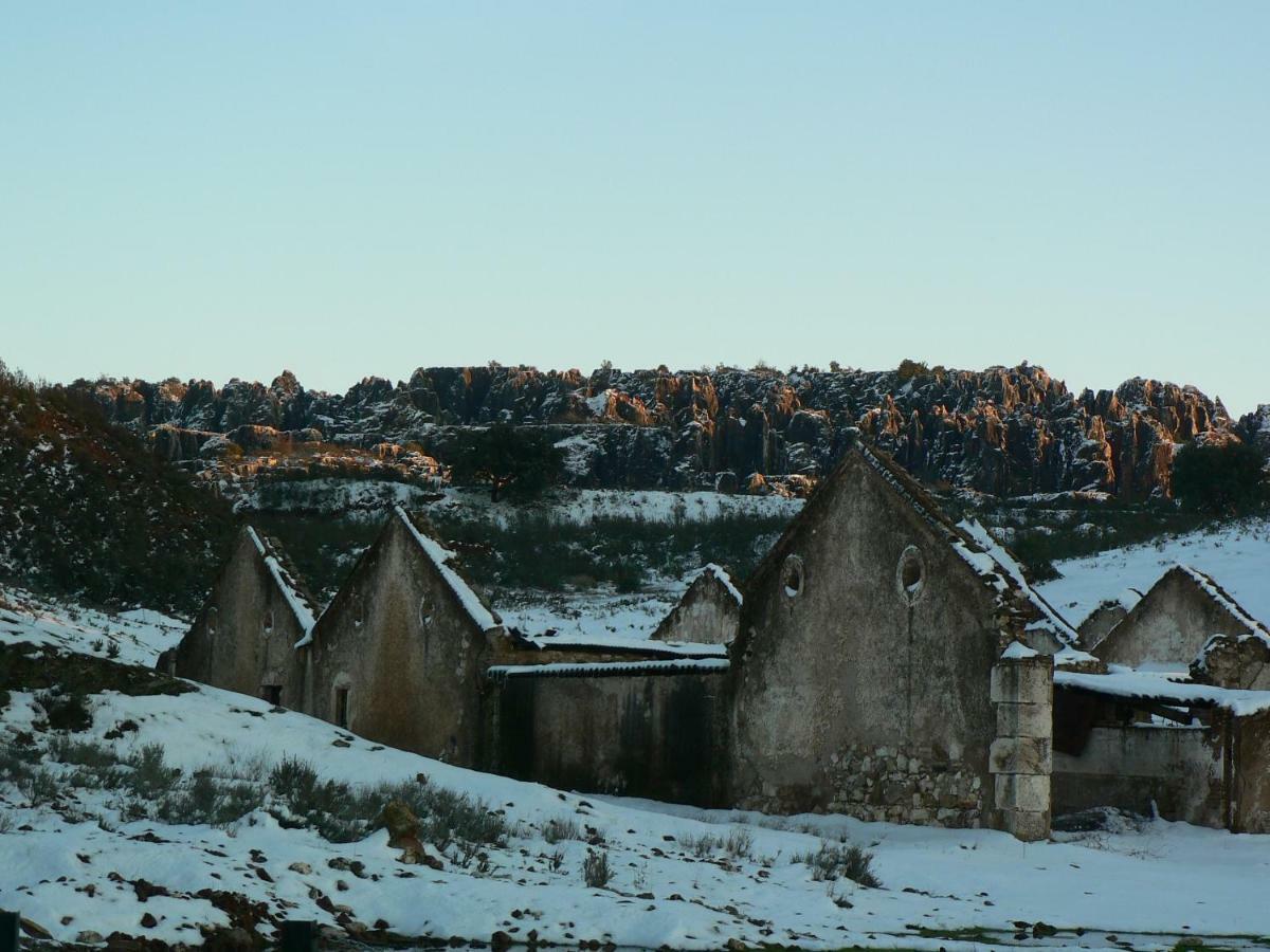Casas Del Madrono Villa Cazalla de la Sierra Buitenkant foto